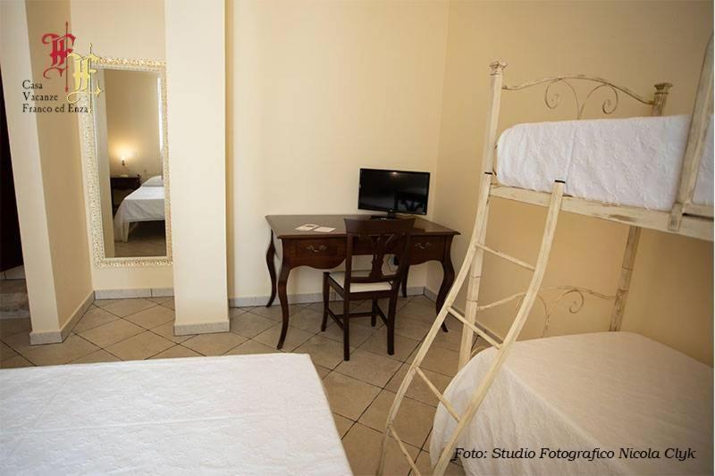Bed and Breakfast Casa Vacanze - Franco Ed Enza San Gregorio Magno Екстер'єр фото